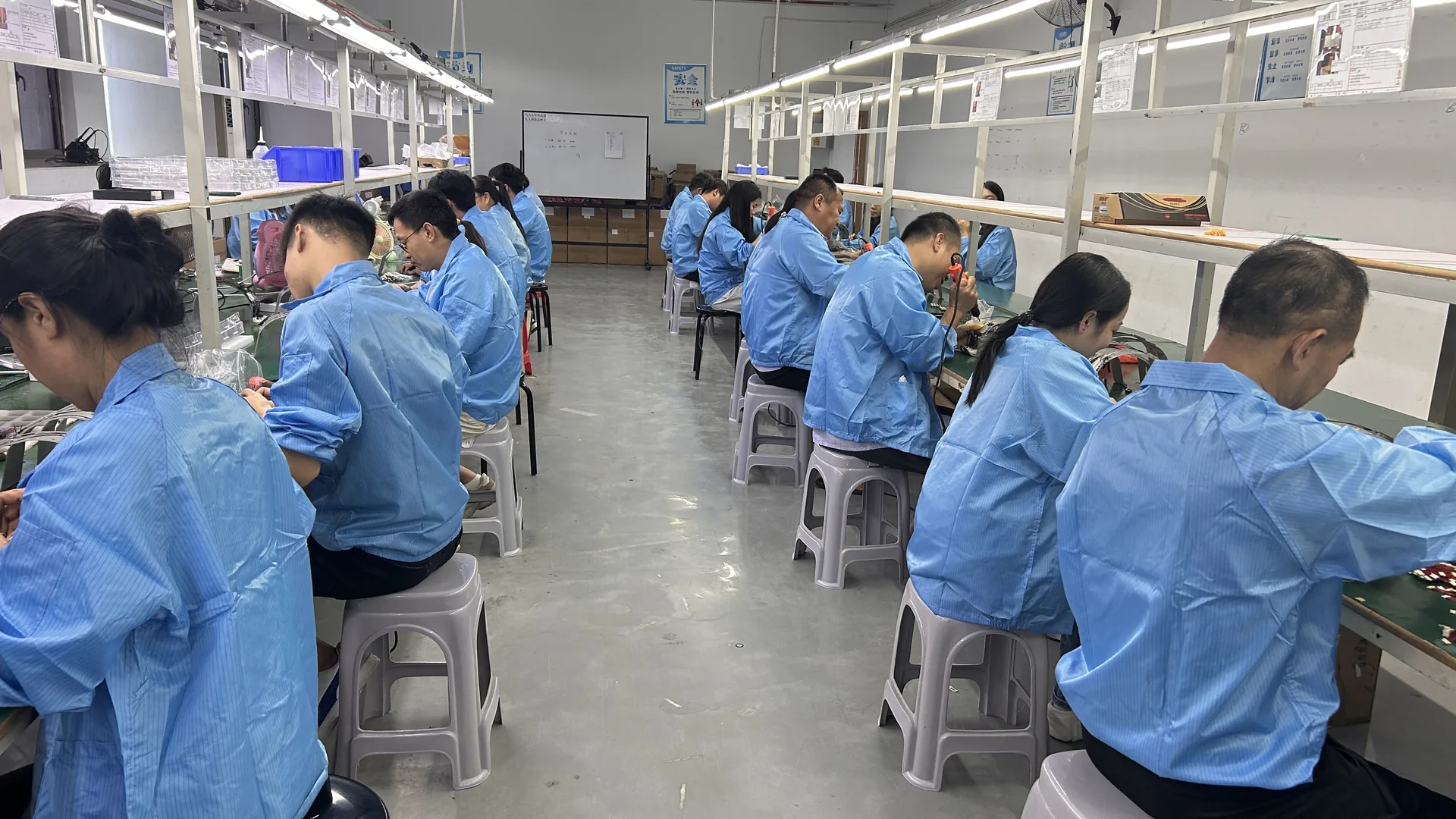 “一带一帽”新政落地，润得科技智能安全帽成践行标杆
